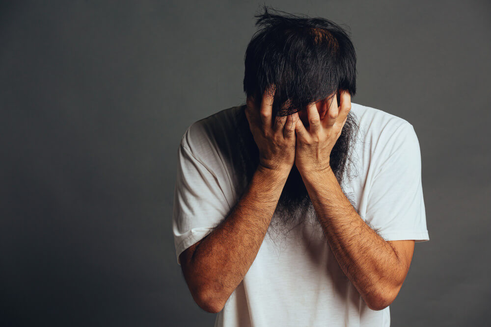 Effets de l’ecstasy : euphorie, énergie accrue et perception altérée